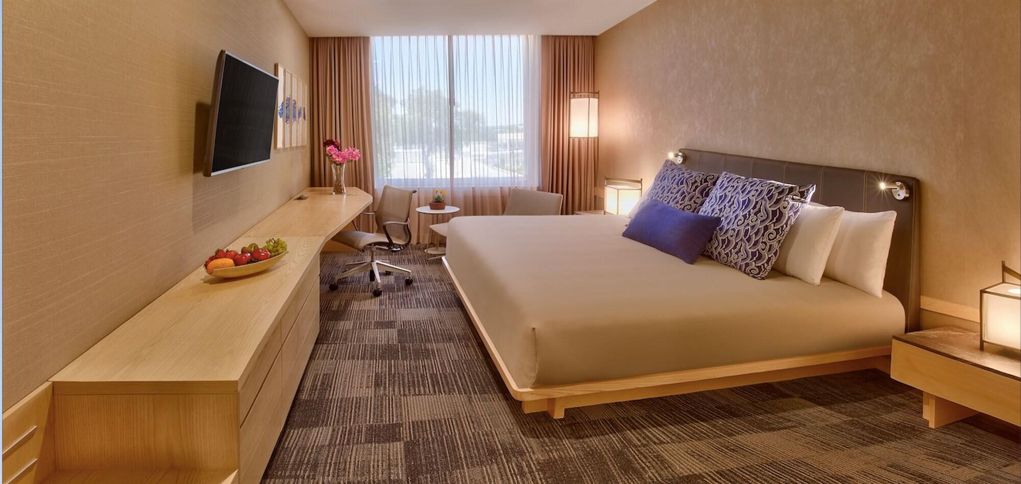 Galeria Plaza Irapuato Hotel Buitenkant foto